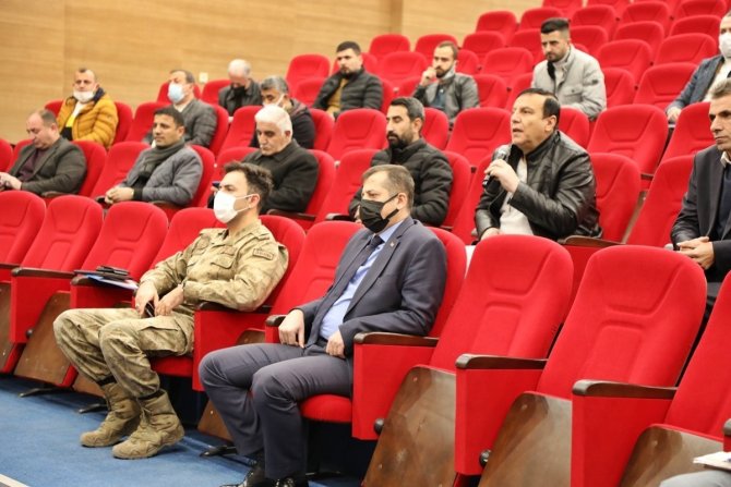 Cizre Kaymakamı Tunç, Merkez Mahalle Muhtarlarıyla Bir Araya Geldi