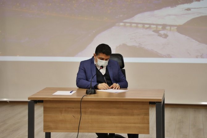 Cizre Kaymakamı Tunç, Merkez Mahalle Muhtarlarıyla Bir Araya Geldi