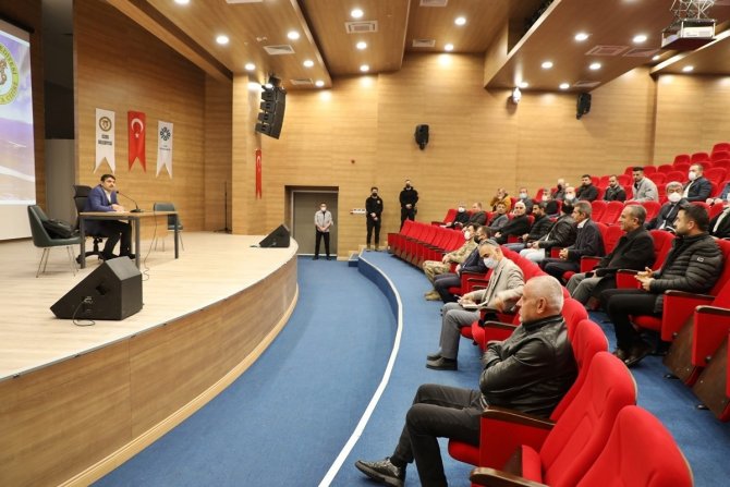 Cizre Kaymakamı Tunç, Merkez Mahalle Muhtarlarıyla Bir Araya Geldi