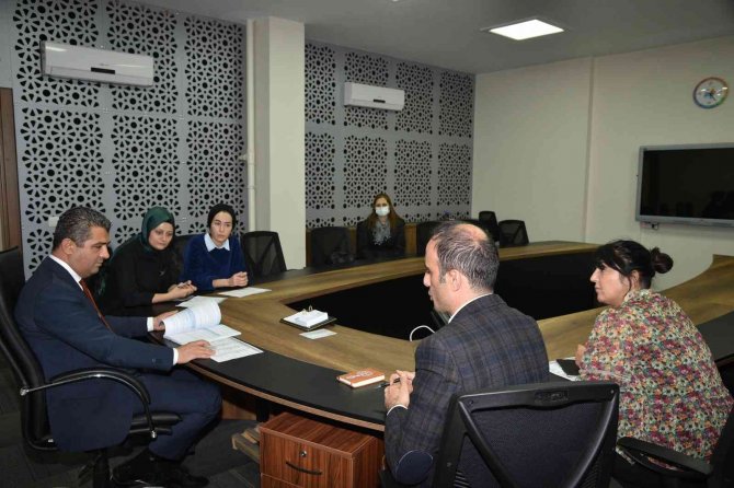 Eğitime Yön Verenler-1 İ̇htiyaç Analizi Raporu Kitaplaştırıldı