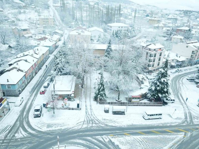 Denizli’nin 4 İlçesinde Eğitime Kar Engeli