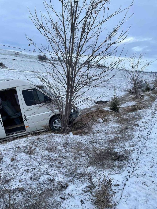 Gizli Buzlanma Kazaya Neden Oldu; 1 Ölü, 2 Yaralı