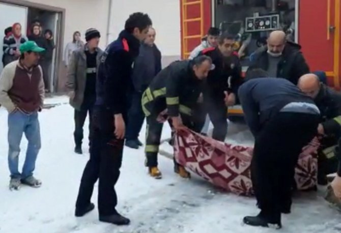 İ̇tfaiyenin Çabası Yaşlı Kadını Kurtarmaya Yetmedi