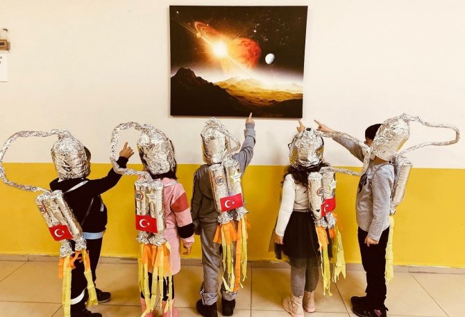 Minikler Ara Tatilde Hem Eğlenecek Hem Öğrenecek