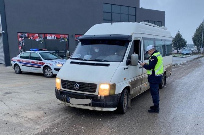 Jandarmadan Yolcu Minibüslerine Sıkı Denetim