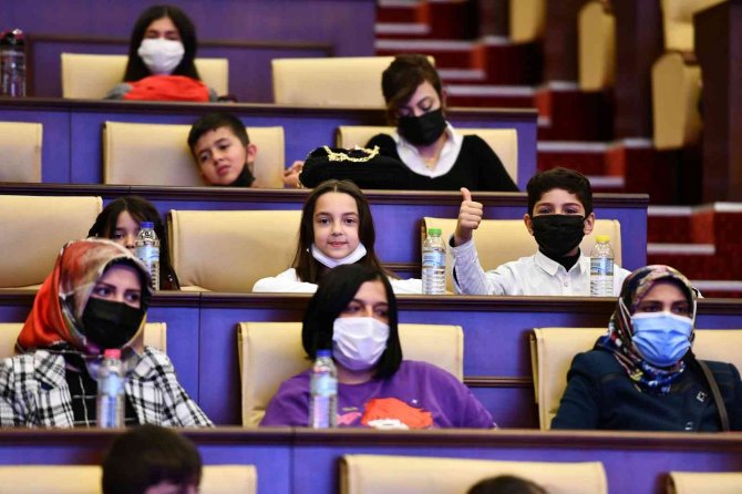 Abb Başkentli Çocukları Geleceğe Hazırlıyor: Ücretsiz İ̇ngilizce Eğitimi Başlıyor