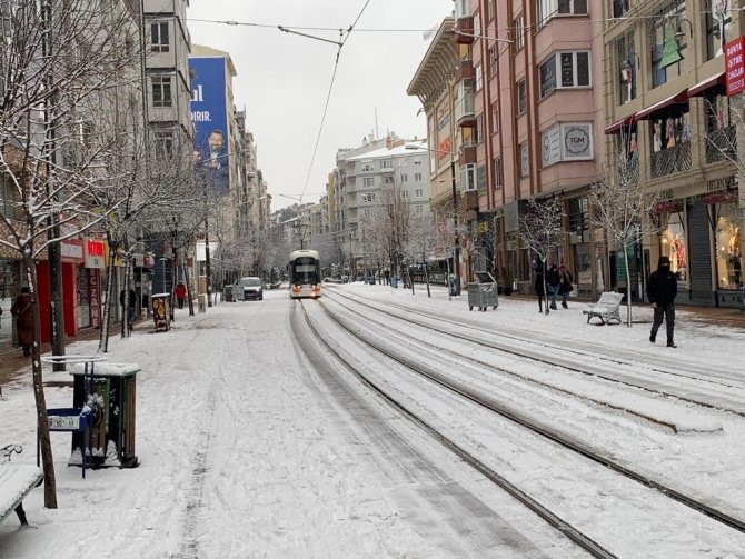 Eskişehirlilerin Kar Hasreti Sona Erdi