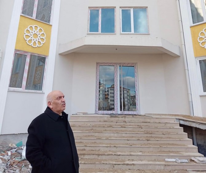 Sungurlu Yatılı Hafızlık Kur’an Kursu Açılış İçin Gün Sayıyor