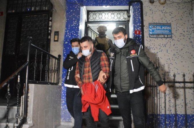 İ̇stanbul Merkezli Narkotik Operasyonu: 27 Gözaltı