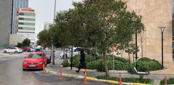 İ̇stanbul’da Anadolu Yakasında Kar Yağışı Etkili Oldu