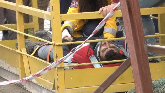 Kadıköy’de 25 Metreden Metro İnşaatına Düşen İşçi Ağır Yaralandı