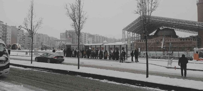 Kırşehir’de Okullara Kar Engeli