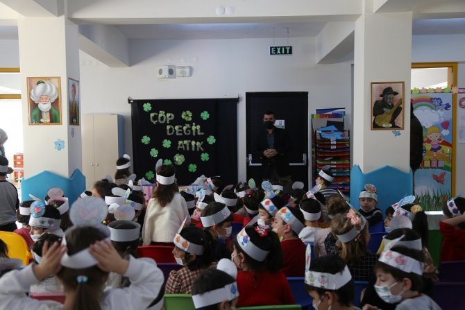 Minik Öğrencilere Sıfır Atık Ve Çevre Eğitimi