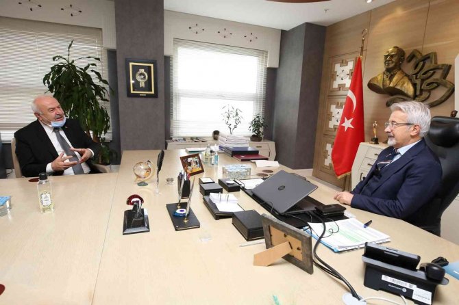 Bursa Kent Konseyi’nden Başkan Erdem’e Ziyaret