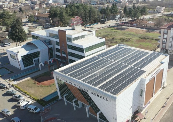 Kongre Merkezine Güneş Enerjisi Santrali (Ges) Kuruldu