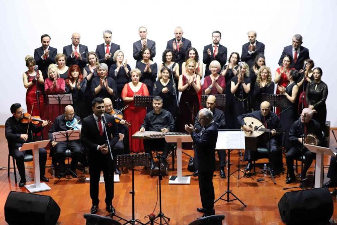 Saruhanlı Belediyesi Engelliler İçin Konser Düzenledi