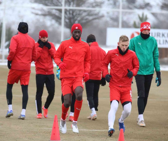 Sivasspor, Göztepe Maçına Hazır