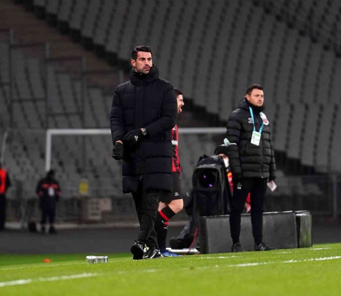 Spor Toto Süper Lig: Fatih Karagümrük: 0 - Beşiktaş: 1 (Maç Sonucu)