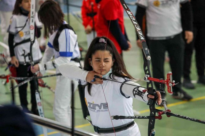Sincan Belediyesi’nden Okçuluk Sporuna Gönül Verenlere Destek