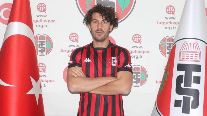 Ahmet Şahbaz Turgutluspor’la Anlaştı