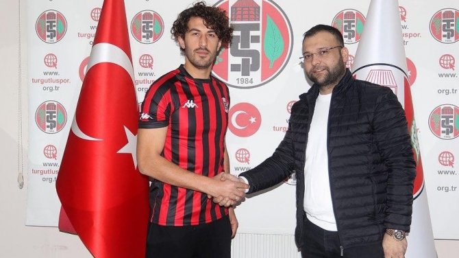 Ahmet Şahbaz Turgutluspor’la Anlaştı