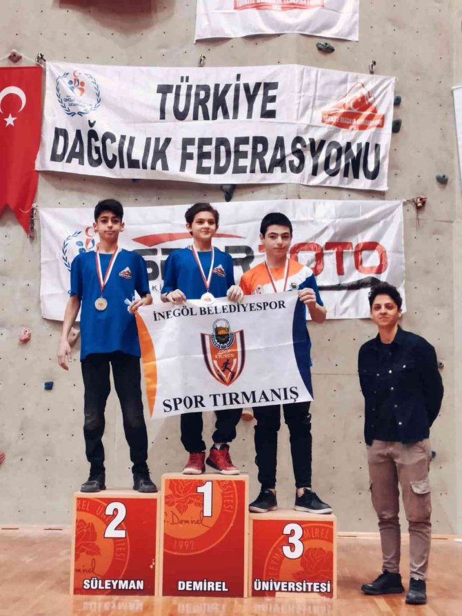 Küçük Dağcılar Madalyalara Ambargo Koydu