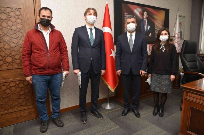 Uluslararası Matematik Olimpiyatında 5 Dünya Birinciliği Denizli’den