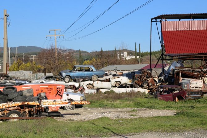 Yediemin Deposu Avukatı Gömülen Otomobille İlgili Konuştu