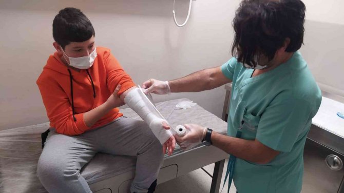 Uzmanlar Kışın Kırık-çıkık Vakalarına Karşı Vatandaşları Uyarıyor