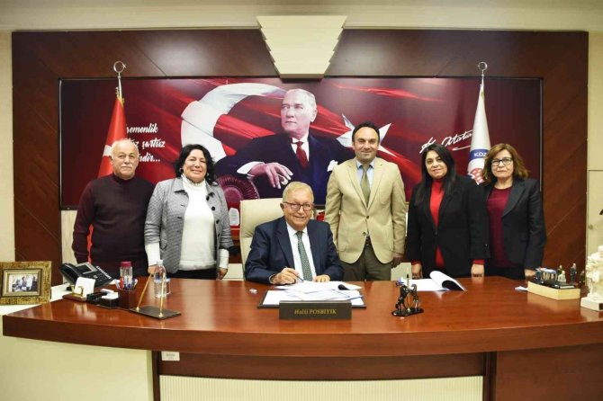 Başkan Posbıyık Memur Zammı Sözleşmesini İmzaladı