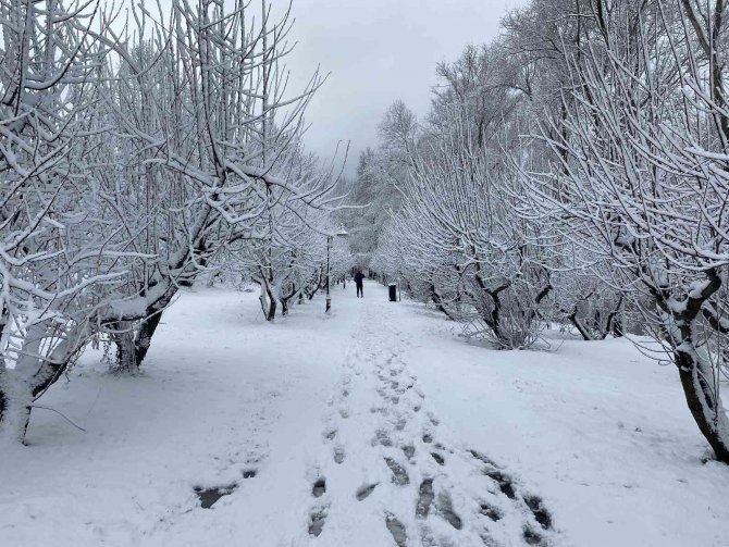 Bartın’da Kar Kalınlığı 30 Santimetreye Ulaştı