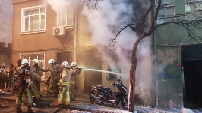 Beyoğlu’nda Yangın Paniği
