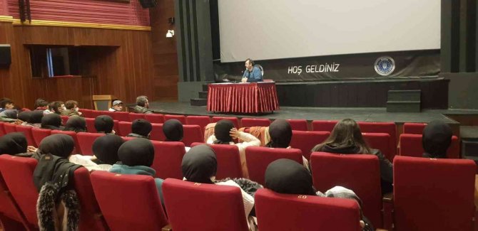 Genç Sinemacılar Bu Atölyede Yetişiyor