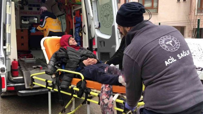 Bursa’da Yaşlı Adam Pompalıyla Dizinden Vuruldu