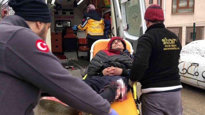 Bursa’da Yaşlı Adam Pompalıyla Dizinden Vuruldu