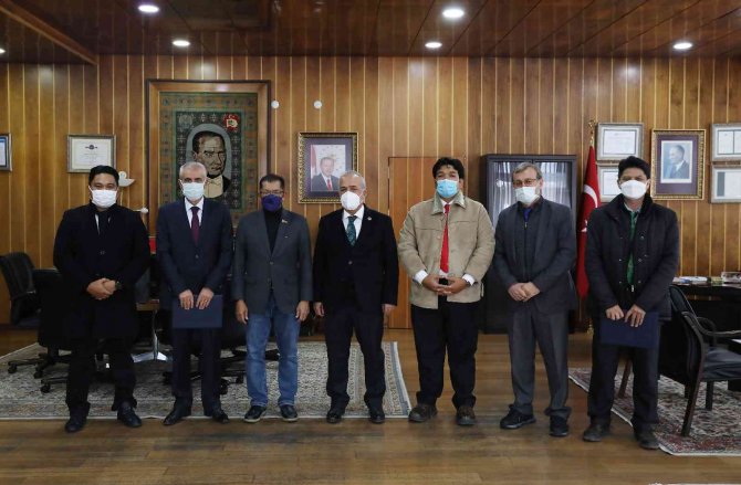 Malezya Putra Üniversitesi İle İş Birlikleri Yenilendi