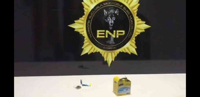 Zehir Tacirinin Gözlük Mendili Oyunu Tutmadı