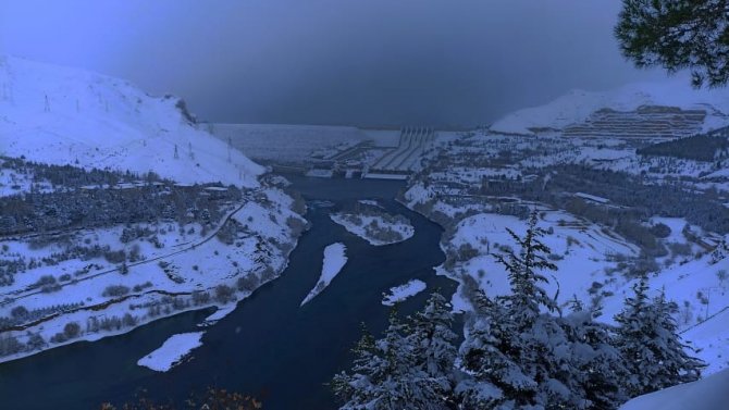 Vatandaşlar Kardan Adam Yaparken Hünerlerini Sergiledi