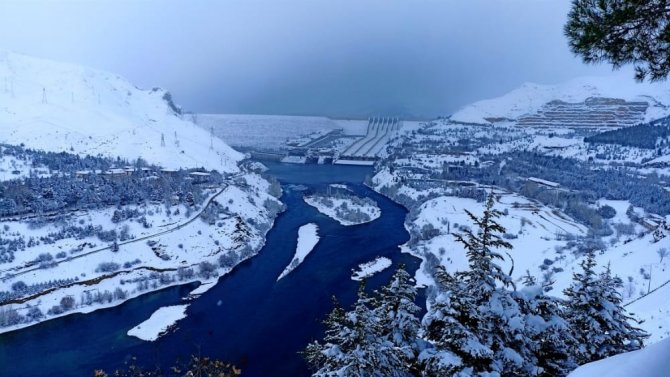 Vatandaşlar Kardan Adam Yaparken Hünerlerini Sergiledi