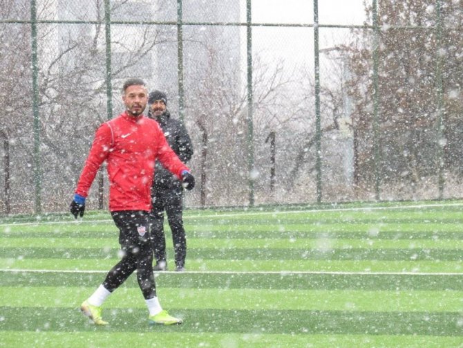 Elazığ Kulüplerine Kar Engeli