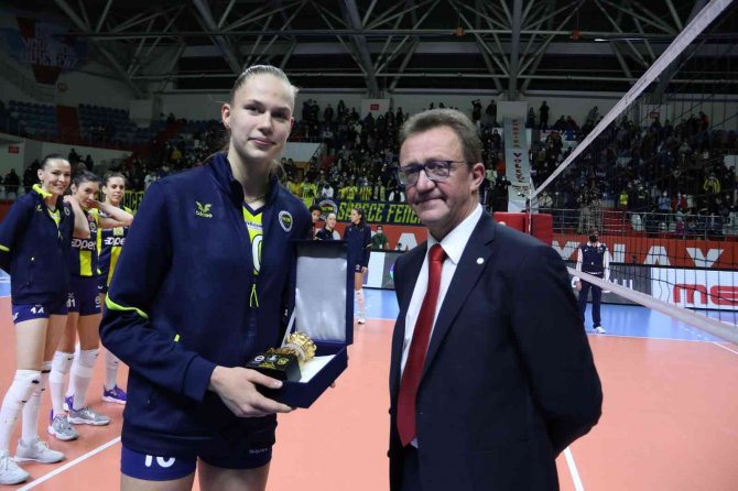 Şampiyonlar Ligi: Fenerbahçe Opet: 3 - Vc Maritza Plovdiv: 0