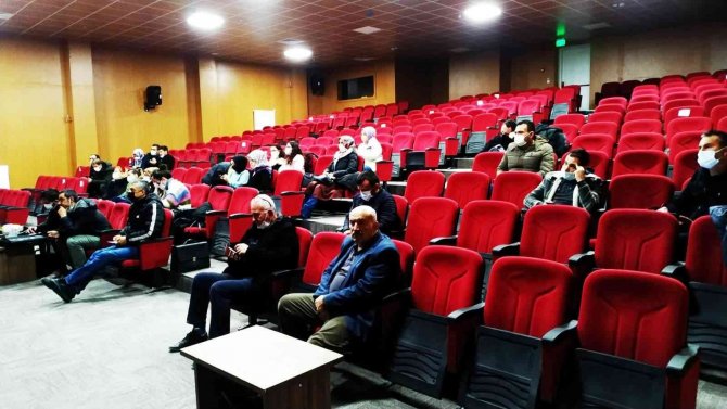 Hisarcık’ta Öğretmenlere “E Twinning” Konulu Seminer