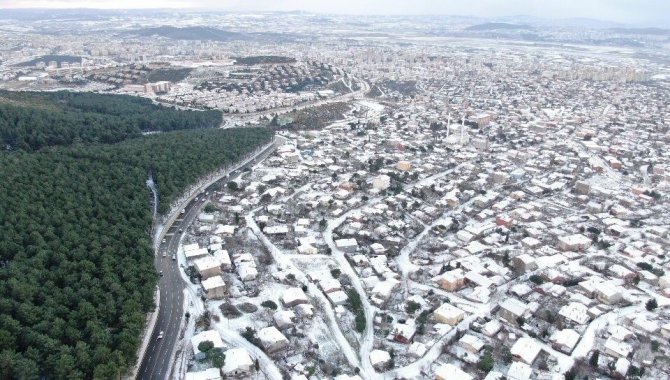 Kar Yağışıyla Aydos Ormanı’nda Kartpostallık Görüntüler Havadan Görüntülendi