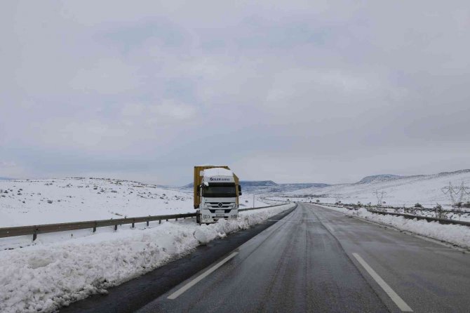 Kahramanmaraş’ta Kar Esareti