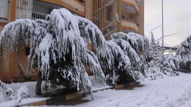 Kilis’te 109 Köy Yolu Kar Nedeniyle Kapandı
