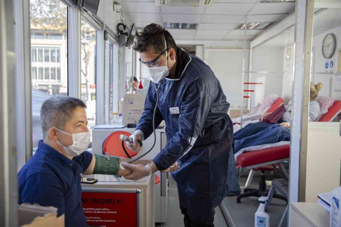 Türkiye’yi Etkileyen Kış Koşulları Kan Bağışlarını Da Vurdu