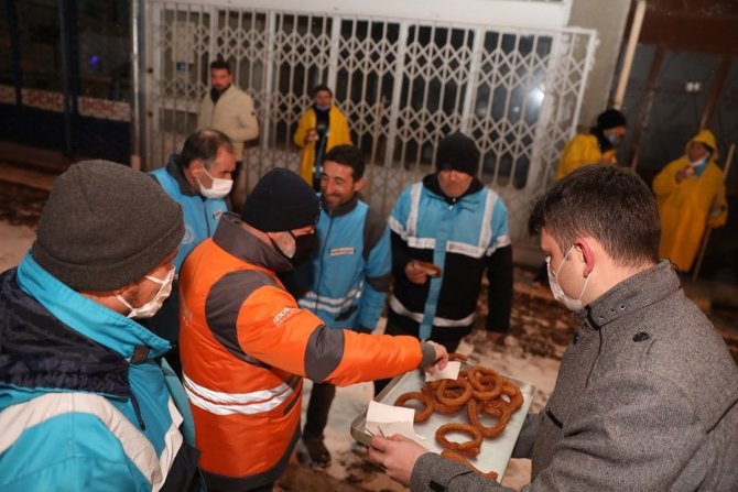 Kocasinan’da Kar Temizleme Aralıksız Sürüyor