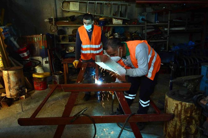 Manavgat Belediyesi Üreterek Tasarruf Ediyor