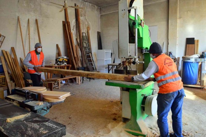 Manavgat Belediyesi Üreterek Tasarruf Ediyor