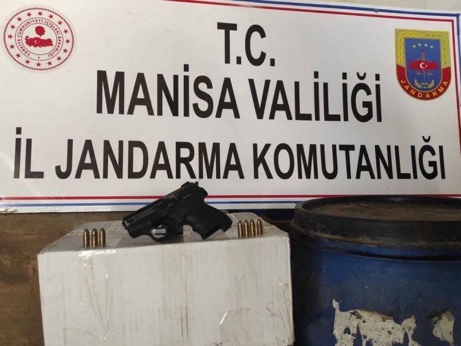 Manisa’da 360 Litre El Yapımı Şarap Ele Geçirildi